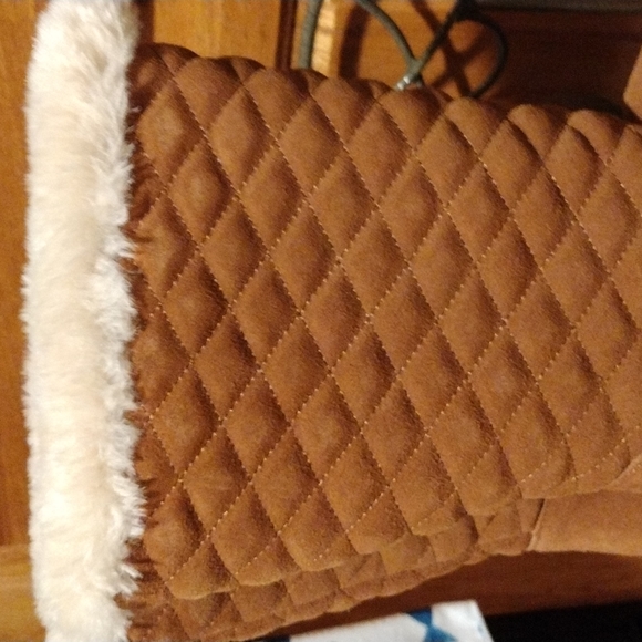 NWT Style & Co. "Nickyy" Chestnut Quilted Suede Fur Boots - Picture 3 of 9